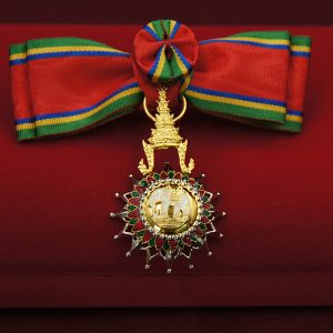 จตุรถาภรณ์ช้างเผือก(ญ)