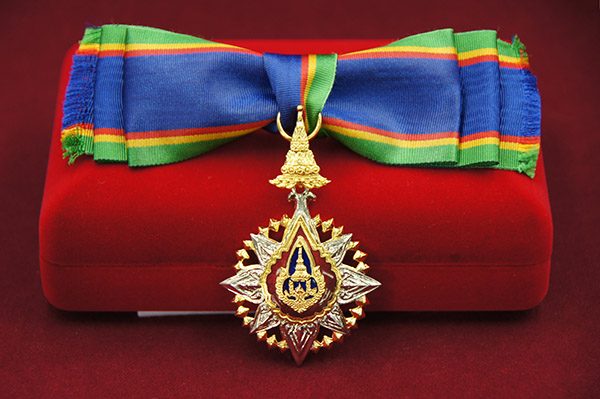 ตริตาภรณ์มงกุฎไทย(ญ)